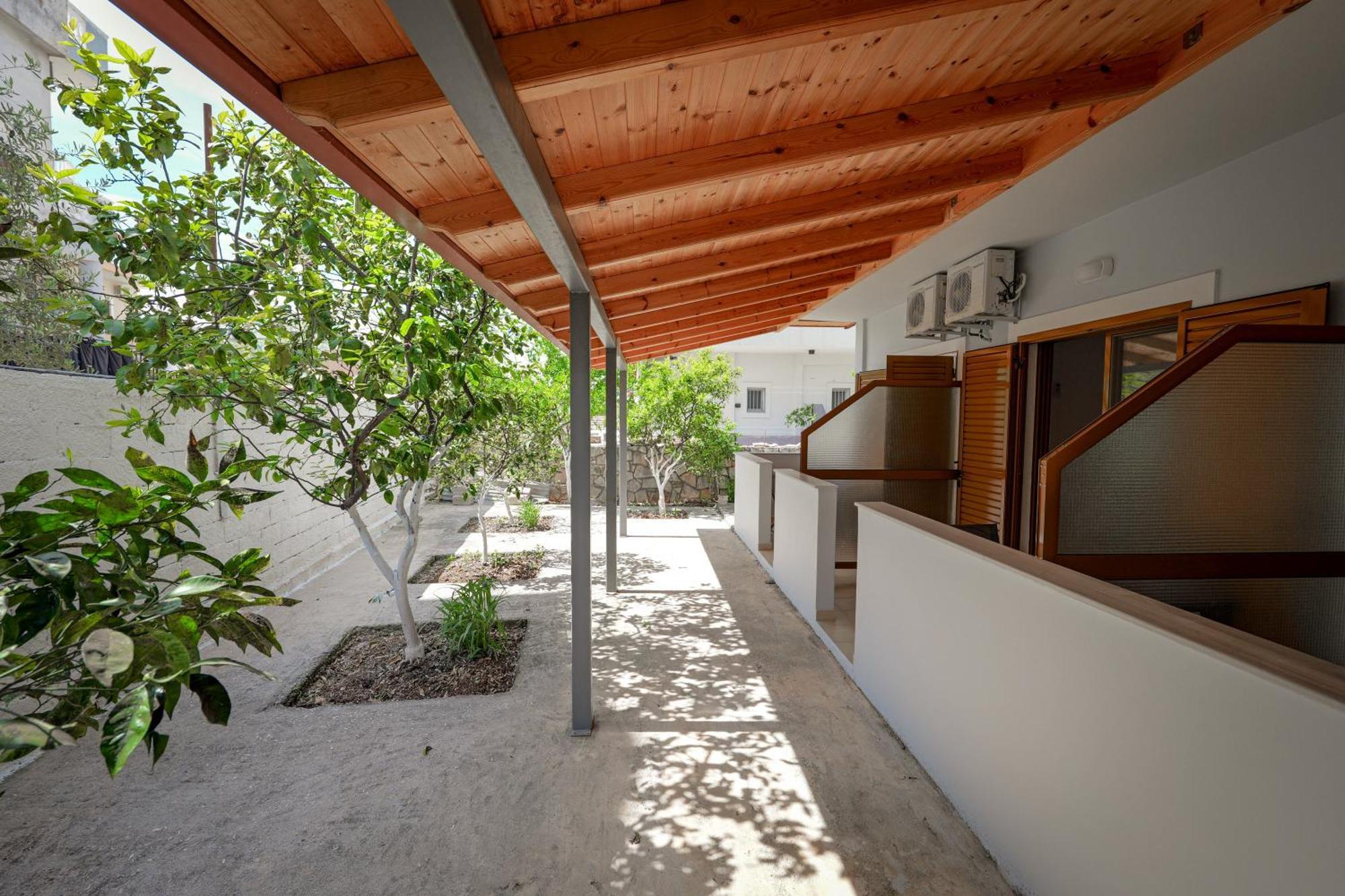 Guest House Moonlight كساميل المظهر الخارجي الصورة