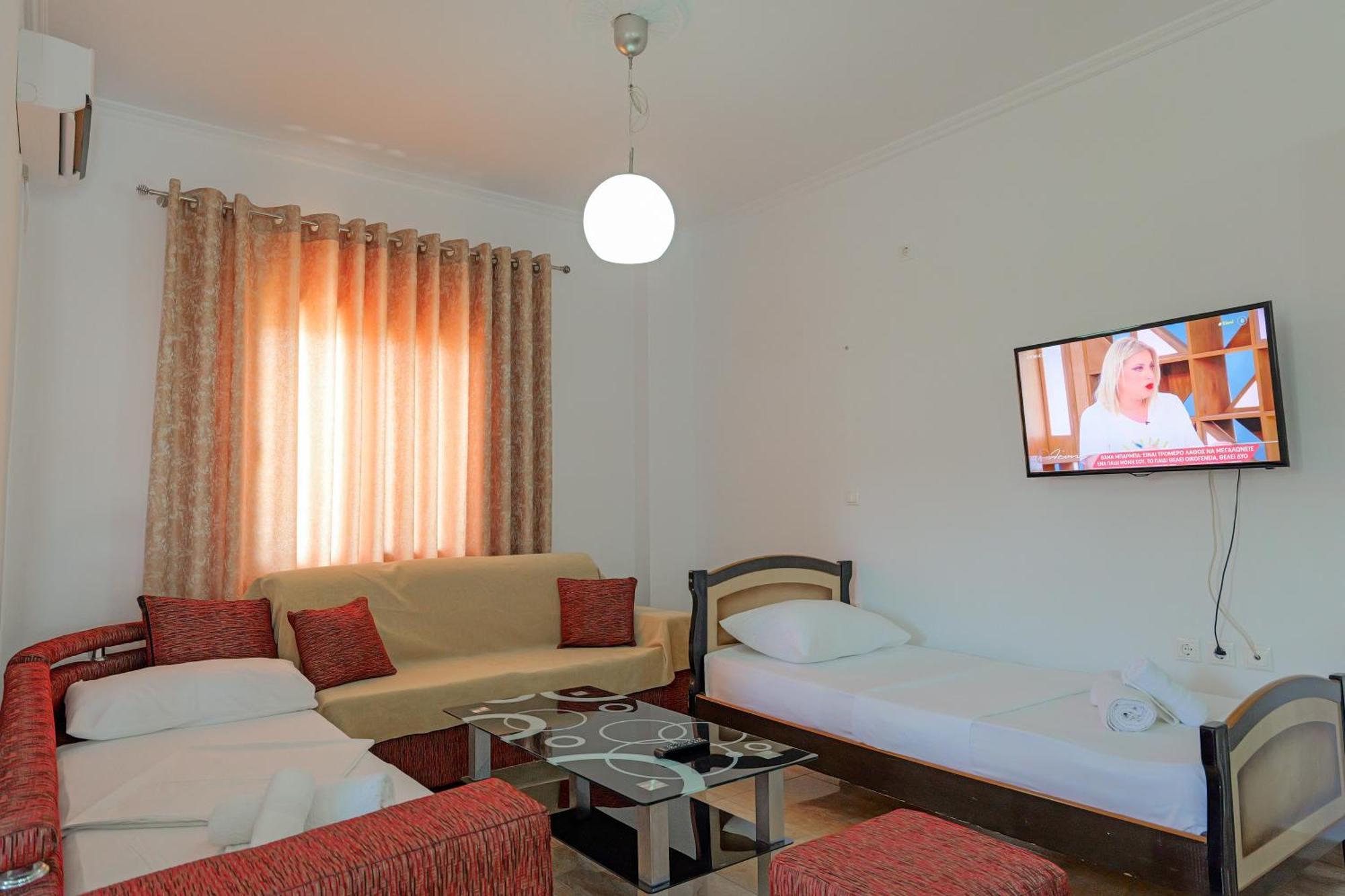 Guest House Moonlight كساميل المظهر الخارجي الصورة