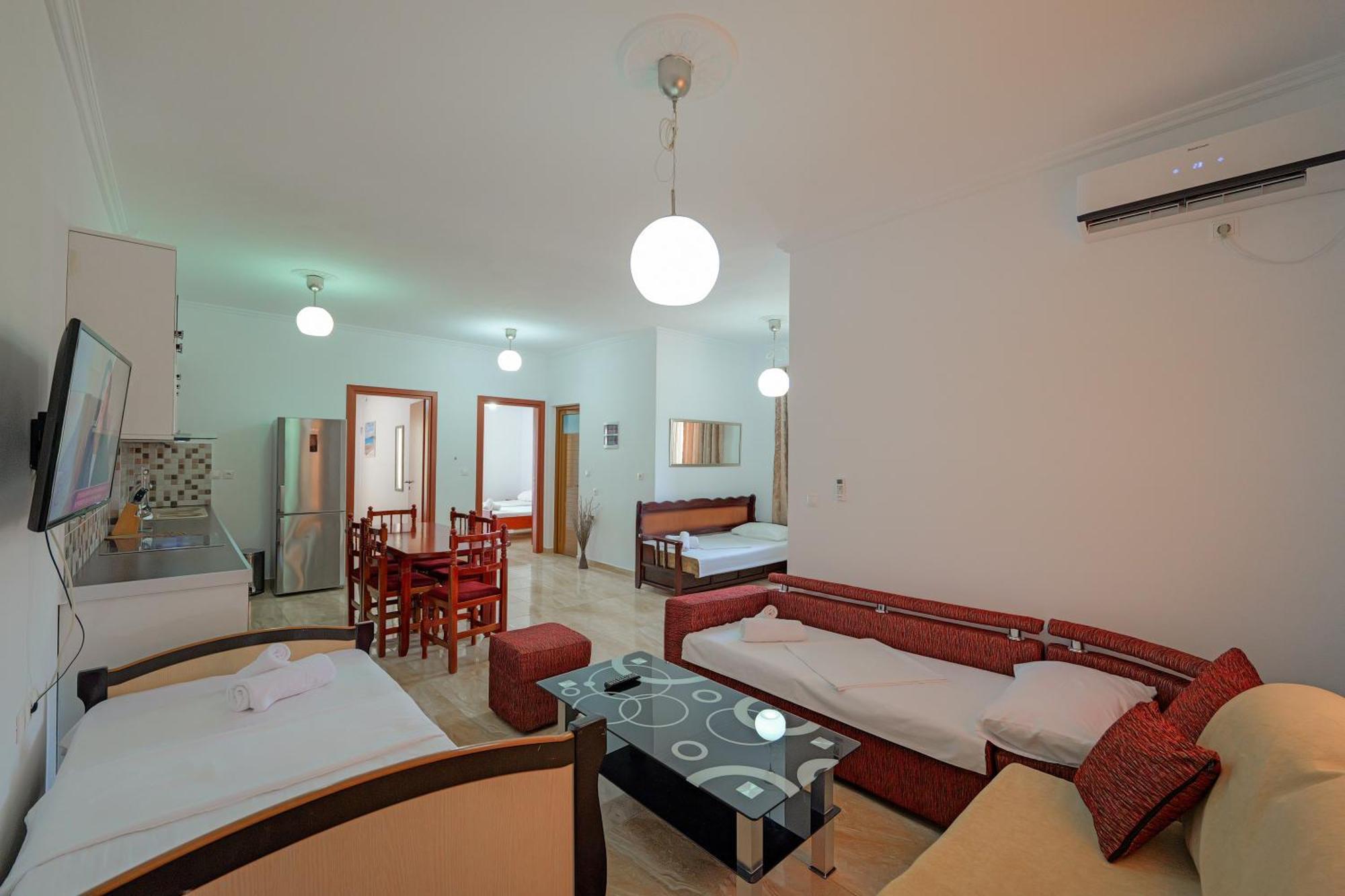 Guest House Moonlight كساميل المظهر الخارجي الصورة